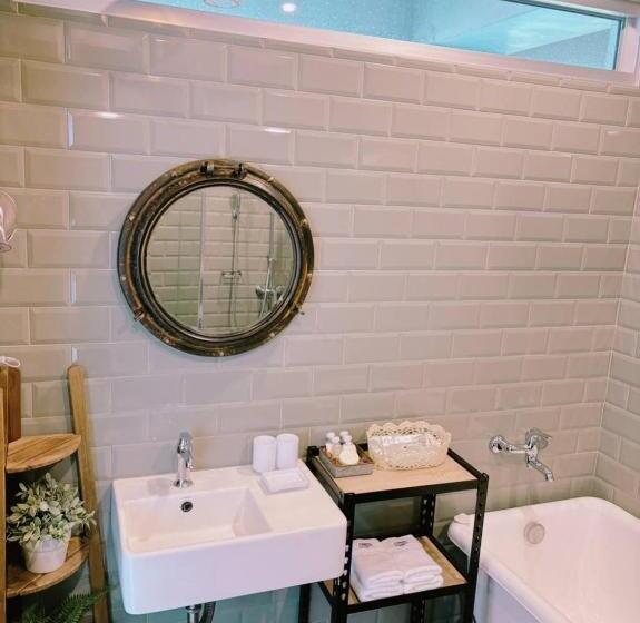 اتاق استاندارد با بالکن و چشم‌انداز دریا, Noosa海岸行館