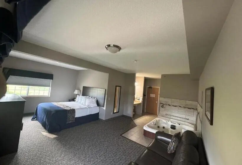 キングサイズベッドのスイートルーム, Garner Inn & Suites