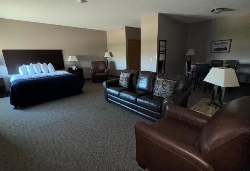 جناح إدارى, Garner Inn & Suites