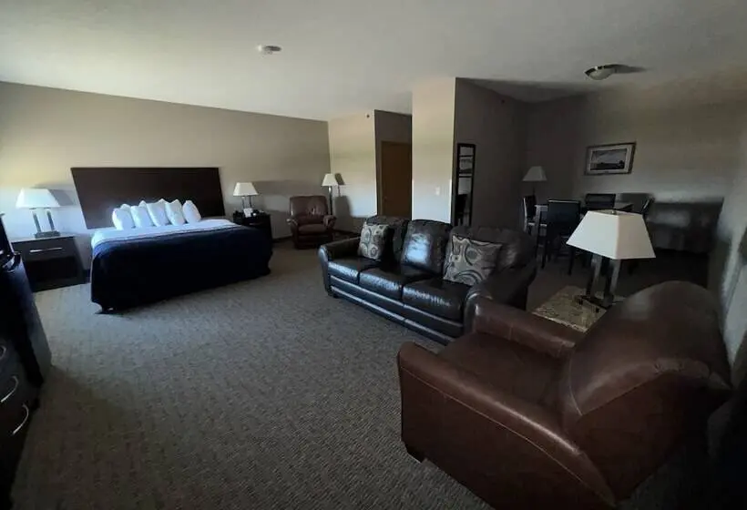 エクゼクティブスイート, Garner Inn & Suites