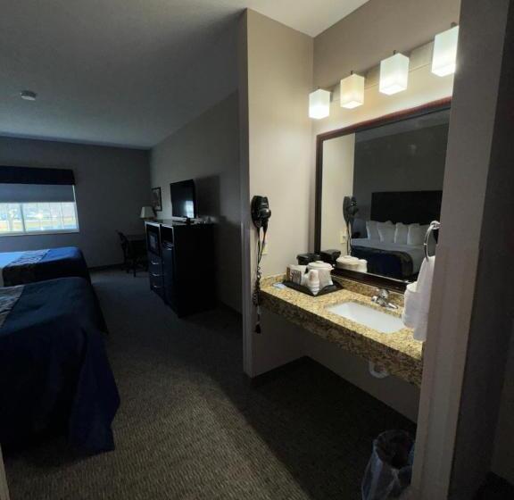 غرفة قياسية, Garner Inn & Suites