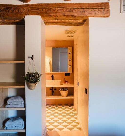 חדר סטנדרט נוף להרים, Masia Can Farrés