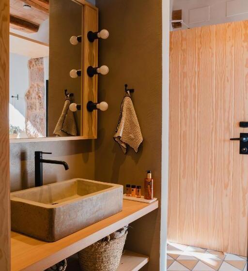 חדר דלוקס, Masia Can Farrés