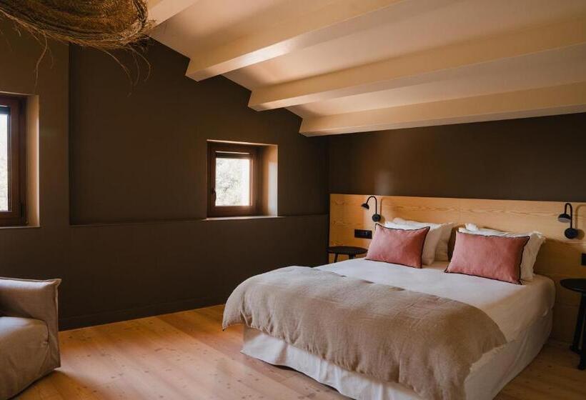 חדר דלוקס לארבעה, Masia Can Farrés