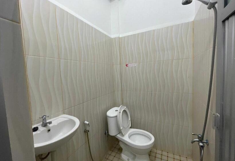 חדר דלוקס, Oyo 93297 Penginapan Musafir Syariah