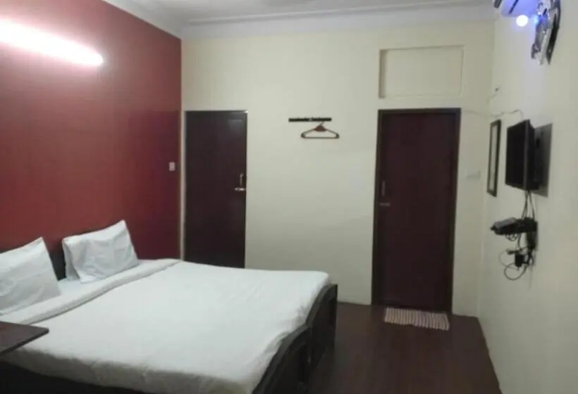 スタンダードルーム, Sharma Residency Chennai Egmore