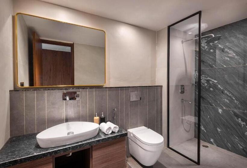 חדר סטנדרט עם מיטת קינג, The Samai