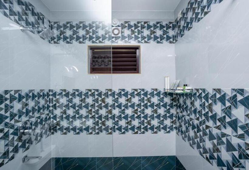 标准间带阳台, Le Serene Munnar Resorts & Spa