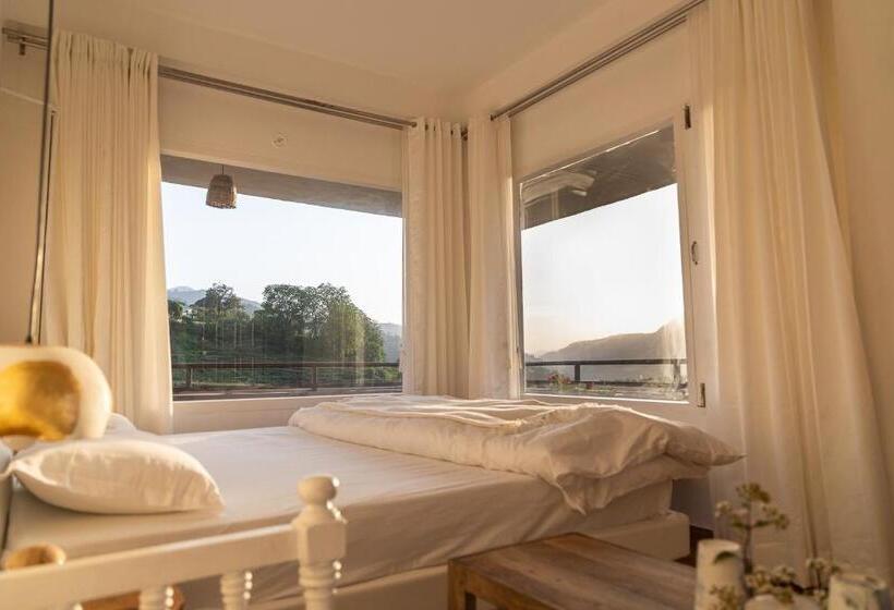 Стандартный Номер Кровать Кинг, Exstacy S Bathtub Rooms & Cafe