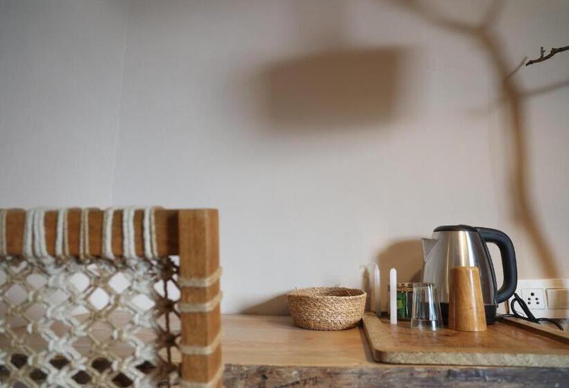 חדר דלוקס, Exstacy S Bathtub Rooms & Cafe