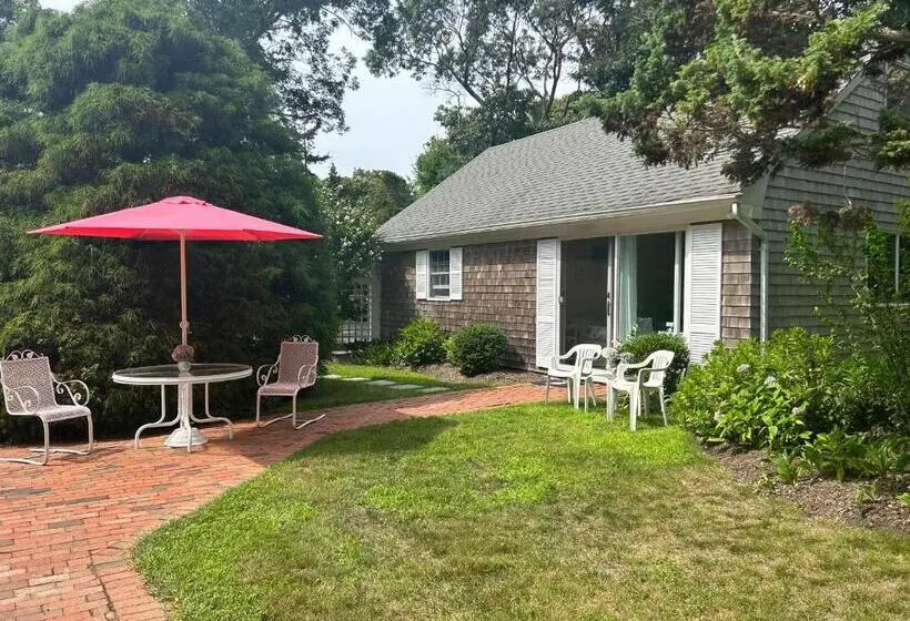 デラックススタジオ, Hamptons Private Guest Cottage