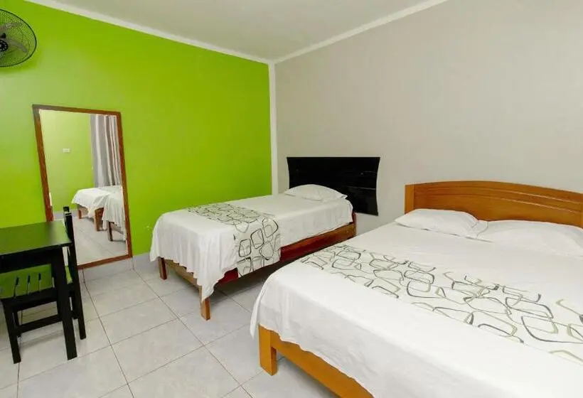 اتاق استاندارد سه نفره, Hostal Los Helechos Tarapoto