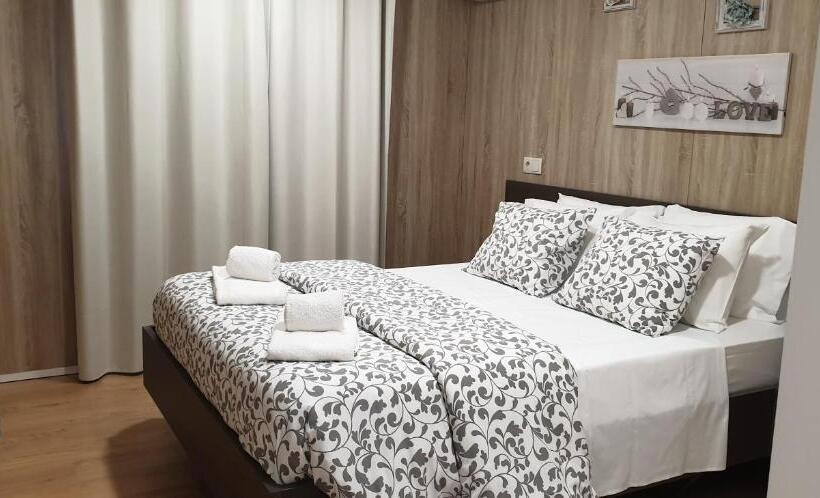 标准间, Quintinha Do Periqueiro