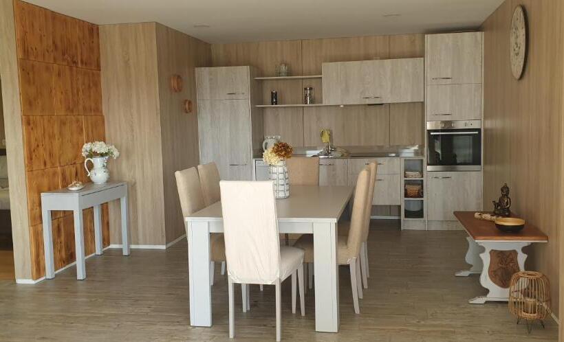 标准间, Quintinha Do Periqueiro