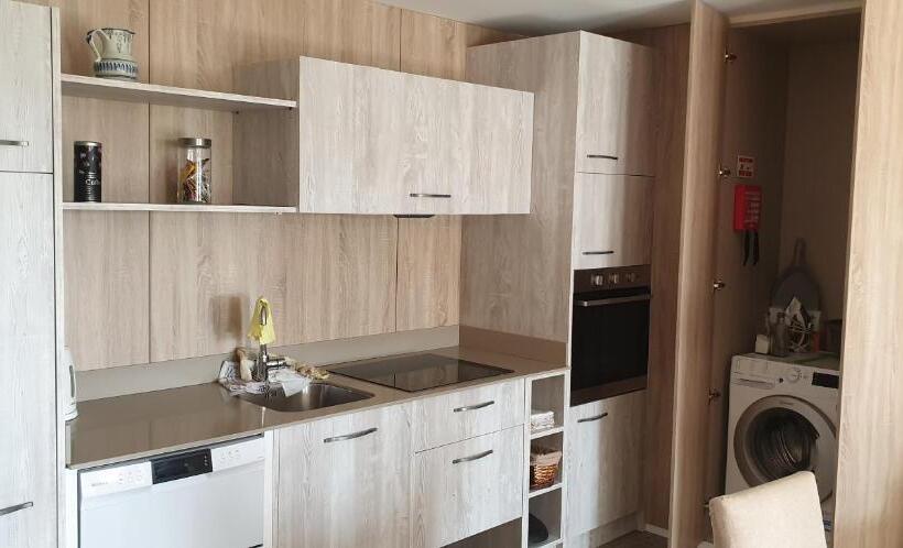 标准间, Quintinha Do Periqueiro