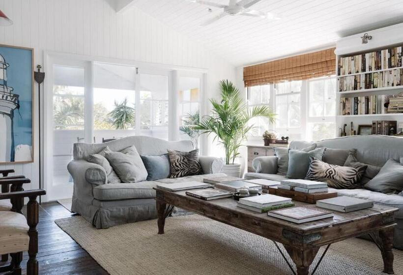 침실 3개 아파트, Riverfish