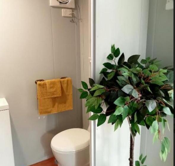 标准单人间, The City Dweller Kingaroy