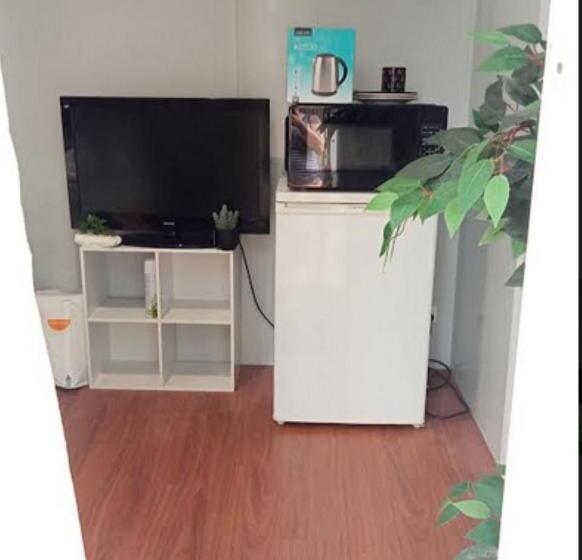 Номер Стандарт Индивидуальный, The City Dweller Kingaroy