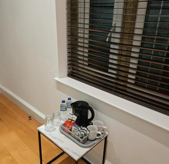 غرفة ديلوكس مطلّة علي البحر مزوَّدة بشُرفة, White House