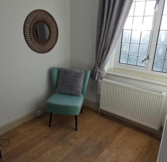 غرفة ديلوكس مطلّة علي البحر, White House