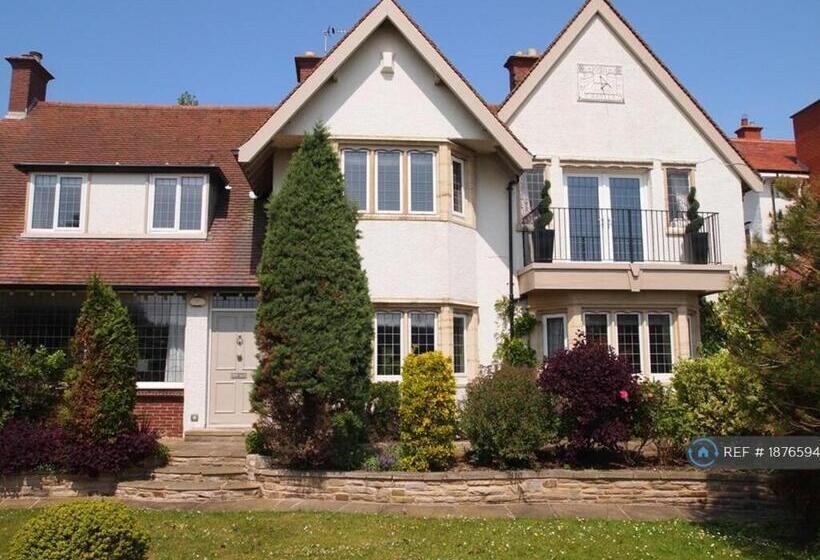 غرفة ديلوكس مطلّة علي البحر مزوَّدة بشُرفة, White House