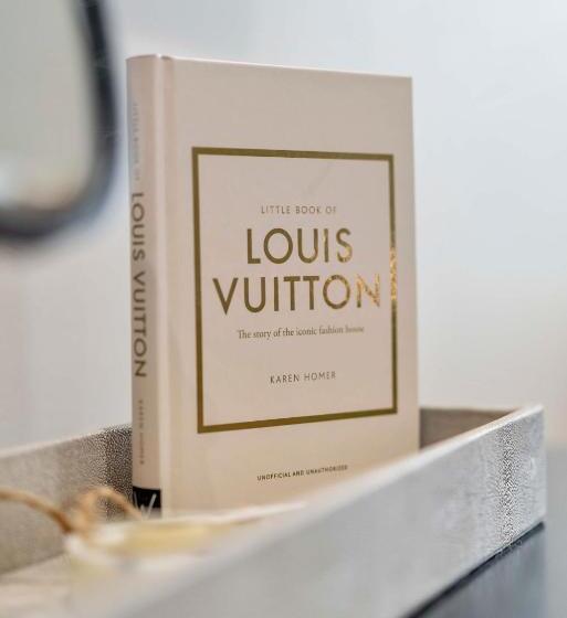 Casa 1 Dormitori, The Burlington By Stamp Sa