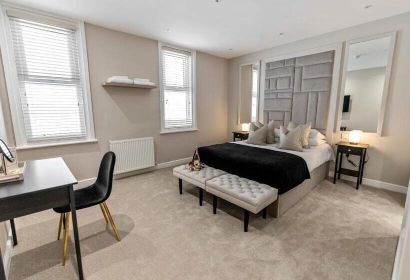 Casa 1 Dormitori, The Burlington By Stamp Sa