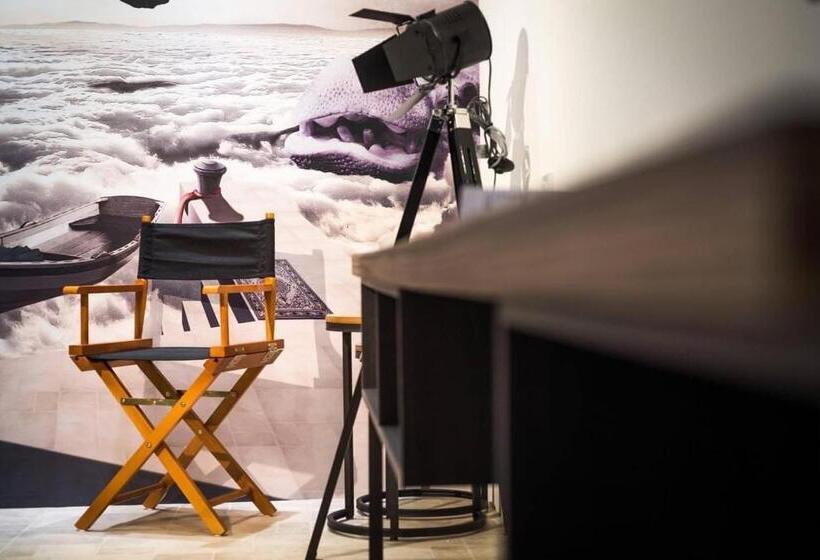 اتاق سوپریور, Ningcui Business