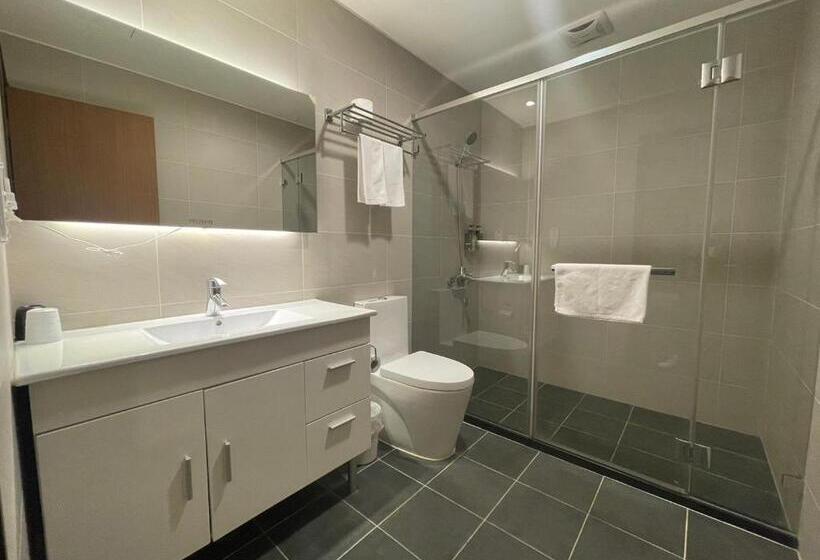 اتاق سوپریور, Ningcui Business