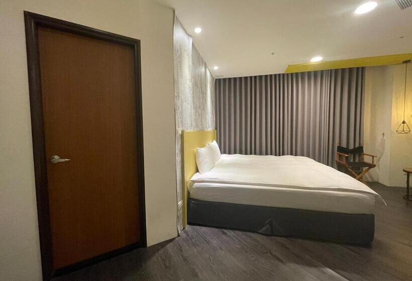 اتاق لوکس, Ningcui Business