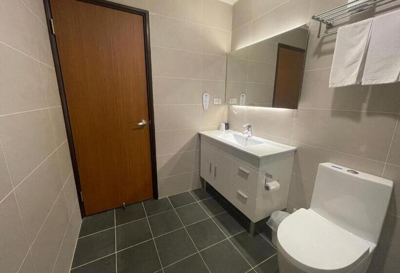 اتاق لوکس, Ningcui Business