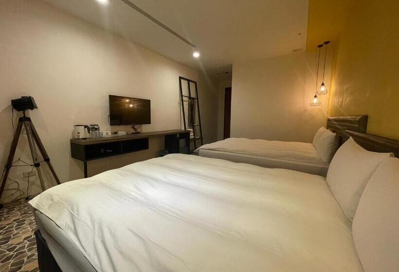 اتاق سوپریور چهار تخته, Ningcui Business