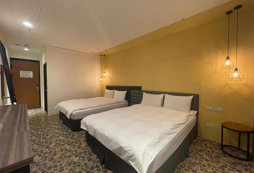 اتاق سوپریور چهار تخته, Ningcui Business