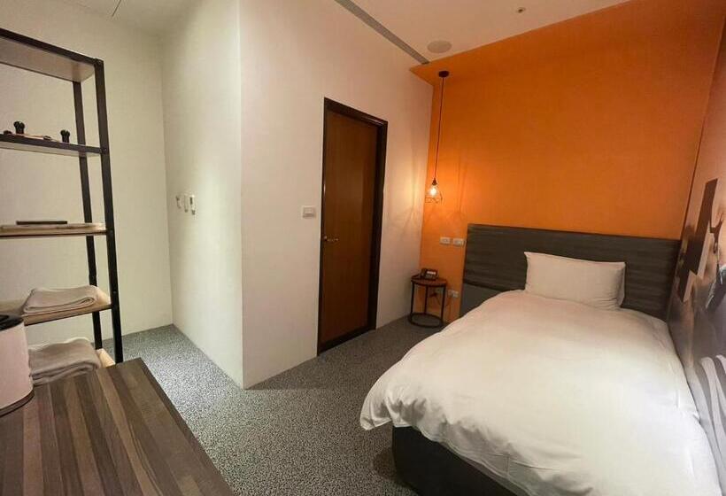 اتاق سوپریور یک تخته, Ningcui Business