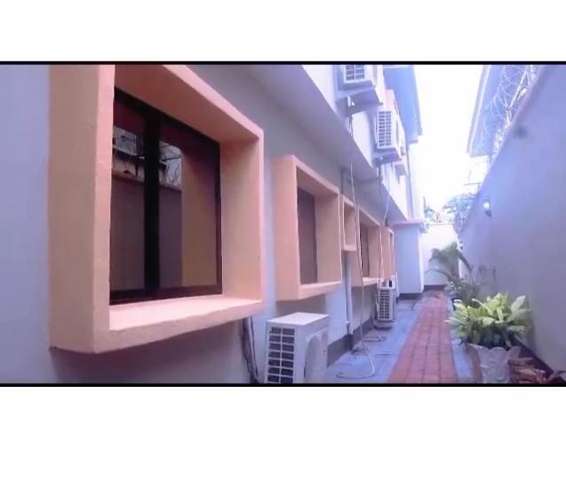 اتاق خانوادگی, Cozy Comforts