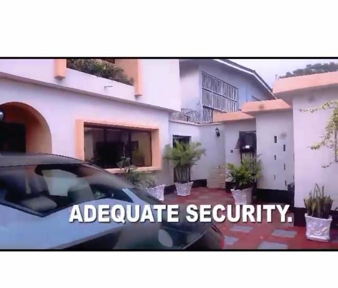 اتاق خانوادگی, Cozy Comforts