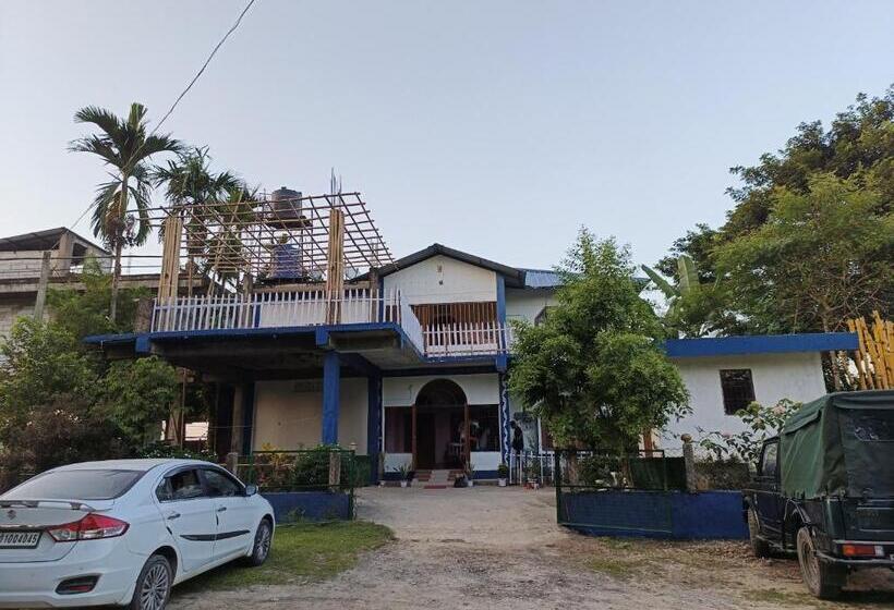 Номер Стандарт Вид на Сад, Akashdeep Bhavan Khaziranga National Park