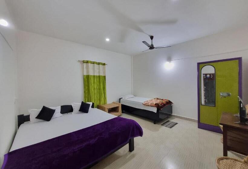 Трехместный Номер Стандарт Вид на Сад, Akashdeep Bhavan Khaziranga National Park