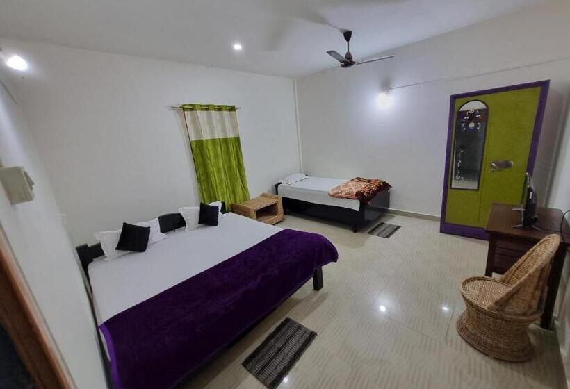 غرفة قياسية ثلاثية مطلة علي الحديقة, Akashdeep Bhavan Khaziranga National Park