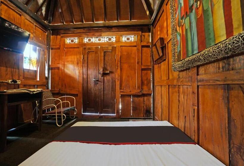 جناح ديلوكس, Lembah Mbalong Resort Mitra Reddoorz Near Exit Tol Singosari