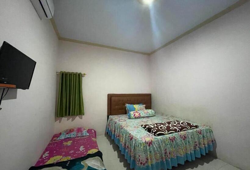 סוויטת סופריור, Oyo 93308 Lima Saudara Syariah