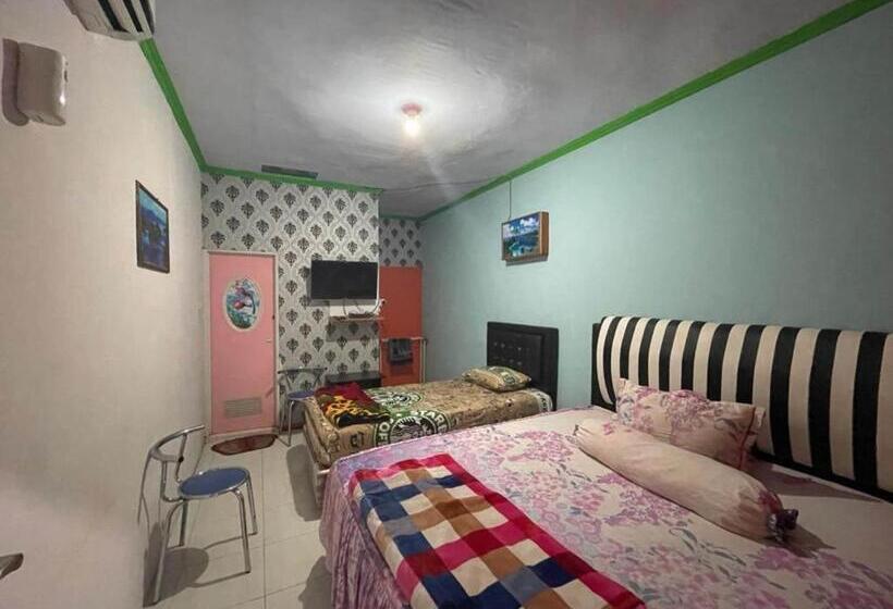 סוויטת סופריור, Oyo 93308 Lima Saudara Syariah