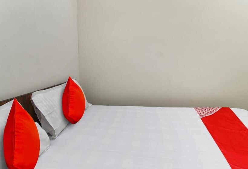 Трехместный Номер Классика, Oyo Star Light