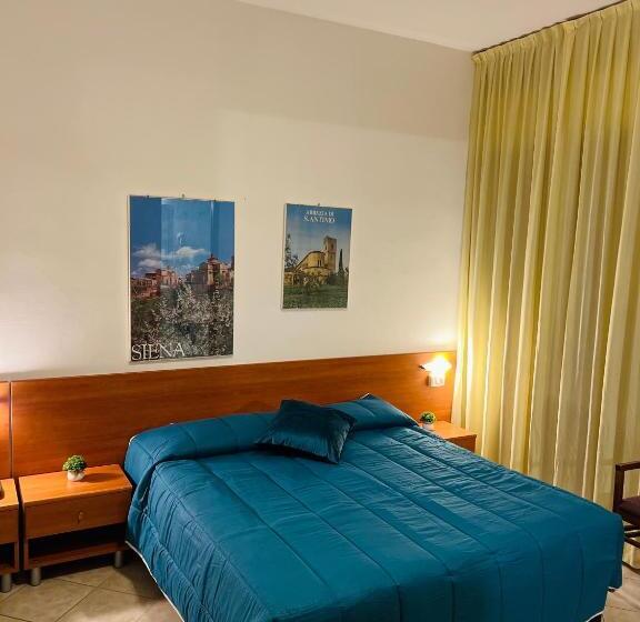 غرفة كومفورت ثلاثية, Vico Alto Siena