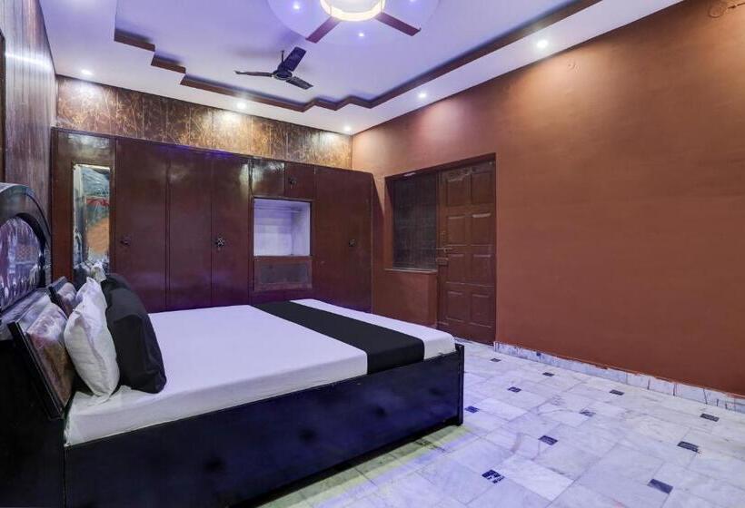 اتاق کلاسیک سه تخته, Oyo Flagship Mamta Hotel And Marriage Lawn