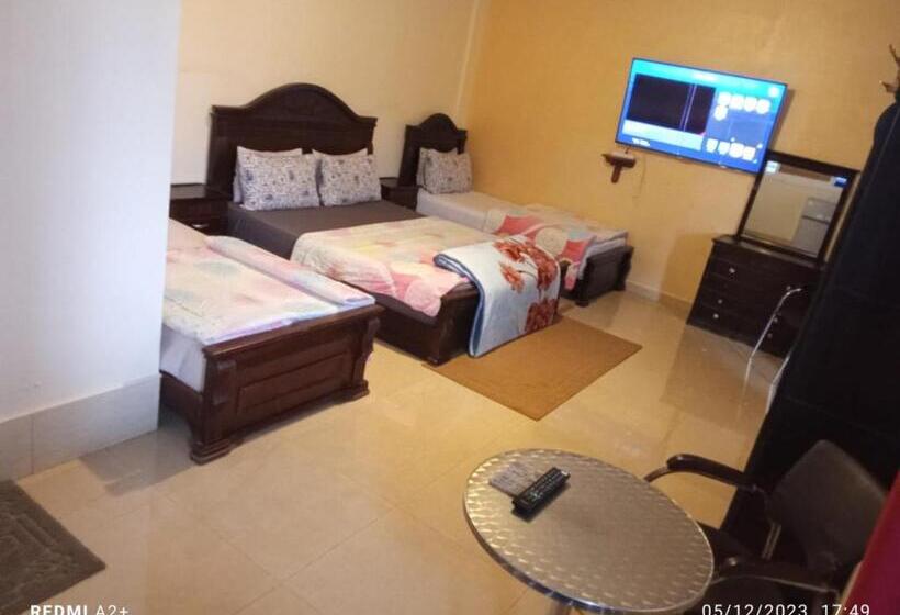 Номер Стандарт Трехместный, Auberge Ariiha