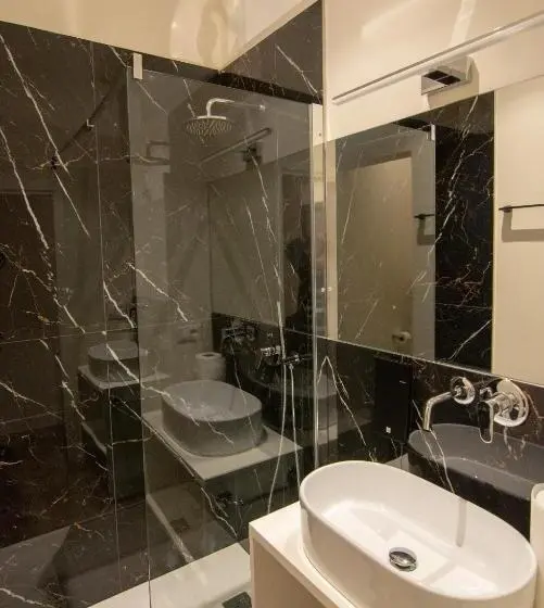 اتاق خانوادگی, Palazzo Lachman Rooms