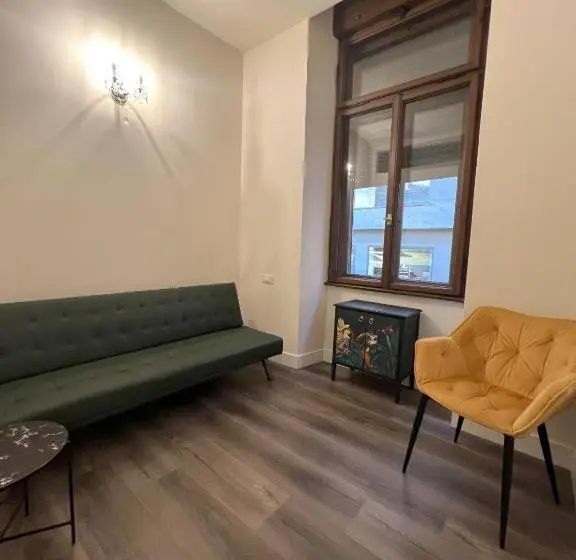 اتاق خانوادگی, Palazzo Lachman Rooms