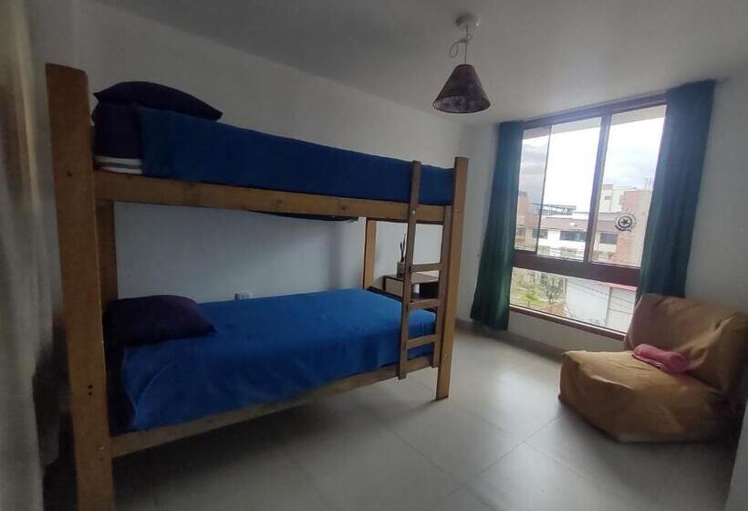 سرير فى غرفة مشتركه, Casa Hostel 129 A