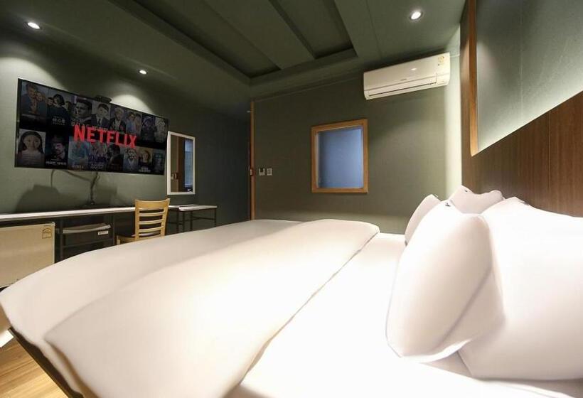 חדר סטנדרט, Feel Green